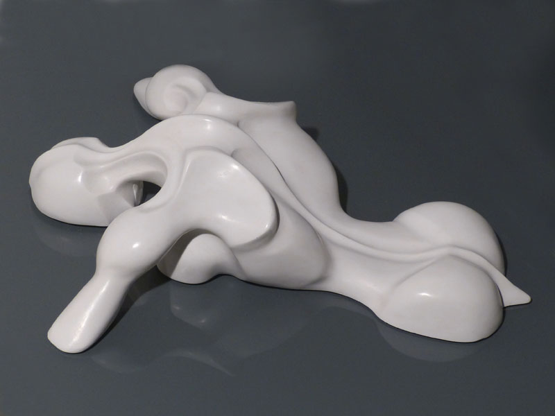 IZA - Isabelle Ardevol - Sculpture appelee Ange déchu - resine acrylique, 2014
