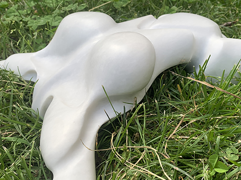 IZA, Isabelle Ardevol - Variation sur Envol, sculpture en marbre blanc de Turquie - 2018