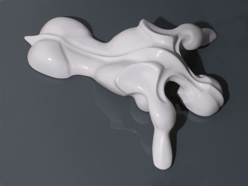 IZA - Isabelle Ardevol - Sculpture appelee Ange déchu - resine acrylique, 2014