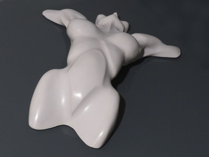IZA, Isabelle Ardevol, sculpture Envol, resine acrylique 2012